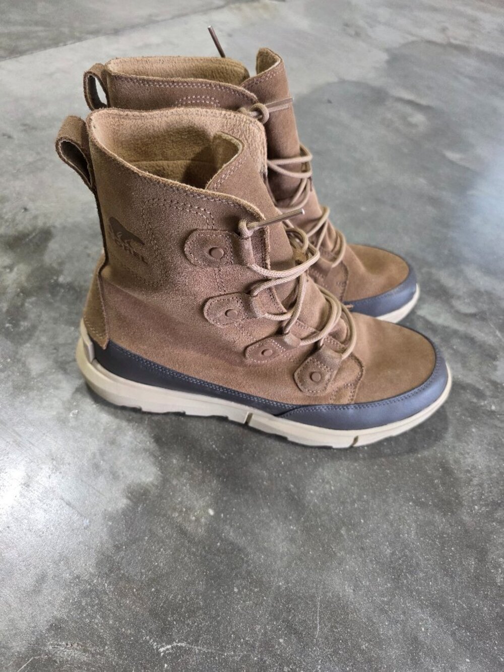 Sorel Men's Explorer Boot WP in the Delta/Jet colorway SIZE 11